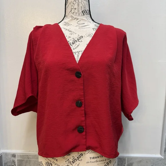 Topshop Pleat Shoulder Button Down Blouse Size 8 Red EUC - Picture 2 of 7